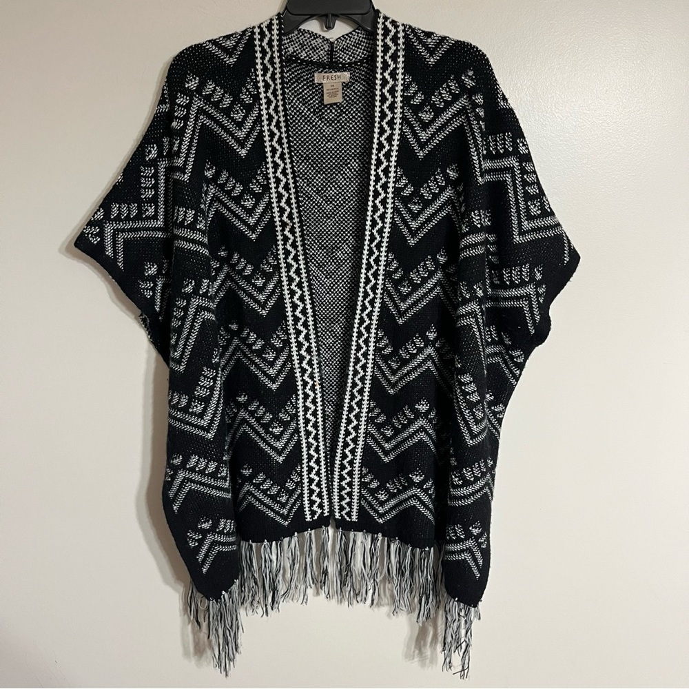 Womens Fresh Fringed Southwestern Print Shawl Poncho Wrap Size XL 100% Acrylic
